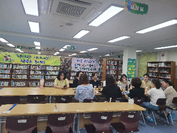 2025학년도&nbsp;7월&nbsp;학부모동아리(독서회)&nbsp;모임